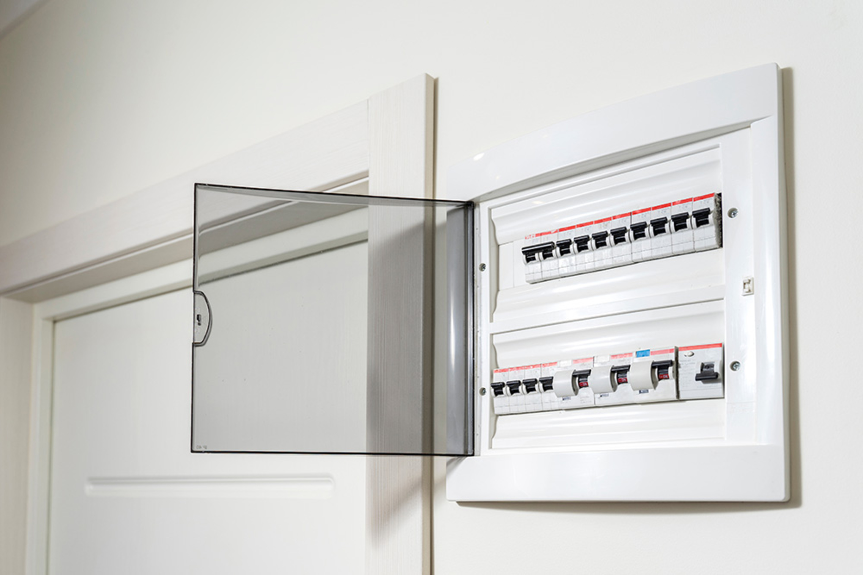 Über­spannungs­schutz bei Rörig Elektrotechnik in Heilberscheid